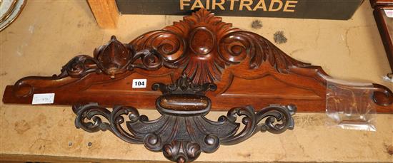2 carved furniture mounts